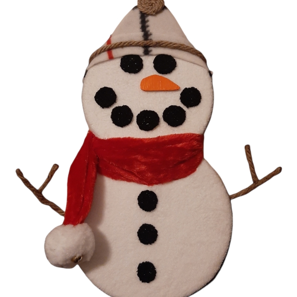 Metal and microfiber handmade snowman with sisal rope detail, hanging decoration